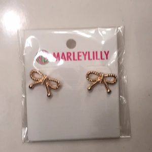 NWT Gold Bow Earrings